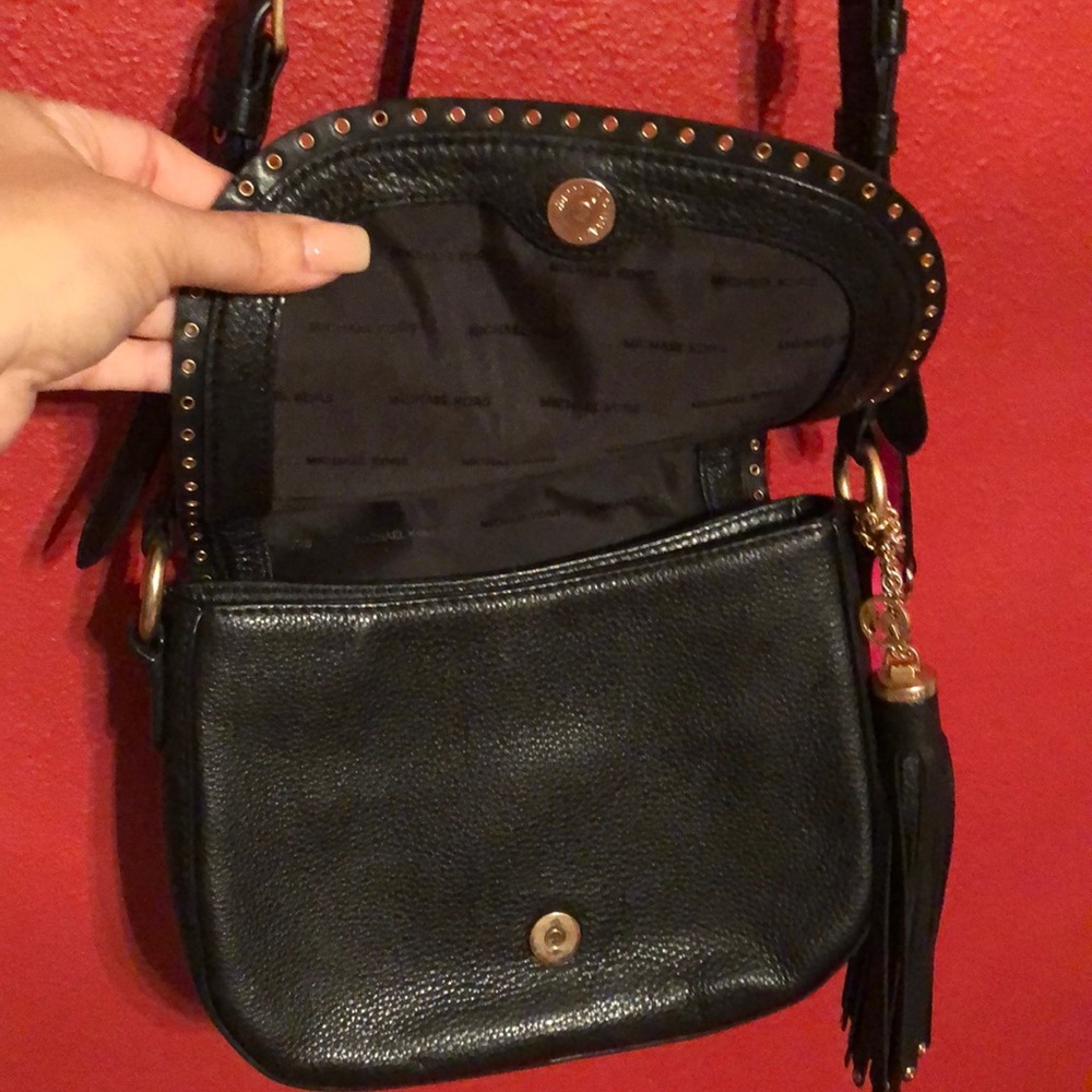 MK Handbag - Picture 3 of 5